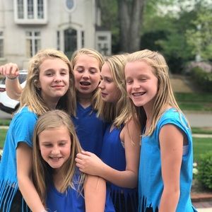 Meet your Posher, Elizabeth